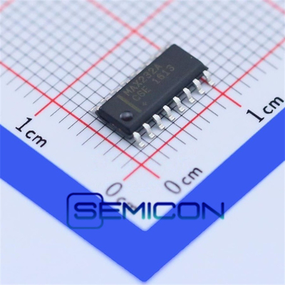 SEMICON MAX232ACSE+T Podwójny nadajnik/odbiornik RS-232 16-pinowy SOIC